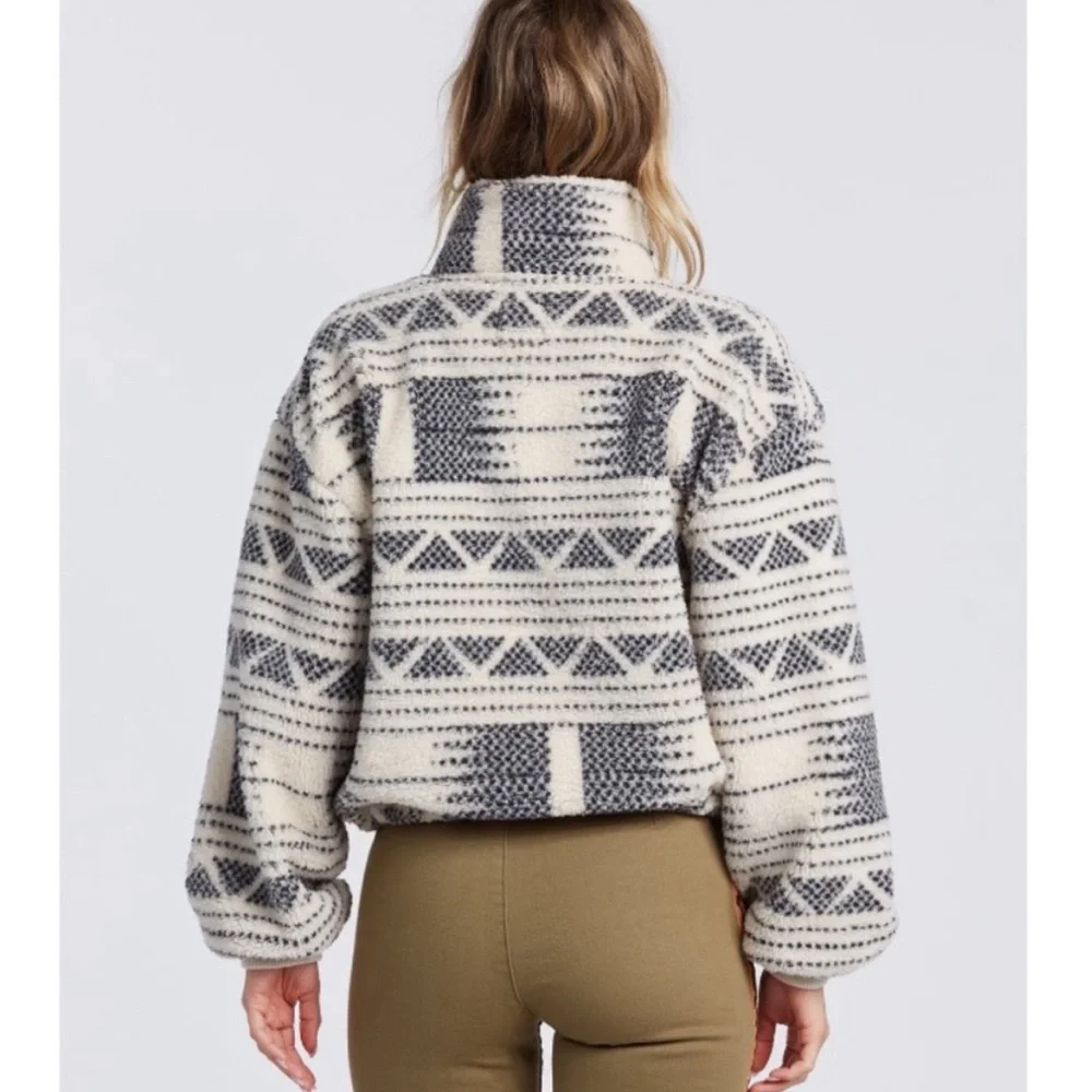 ๐ฅ๐ฅBILLABONG - TIME OFF FLEECE PULLOVER๐ฅ๐ฅ - Picture 5 of 8